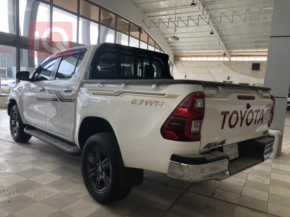 تويوتا هايلوكس